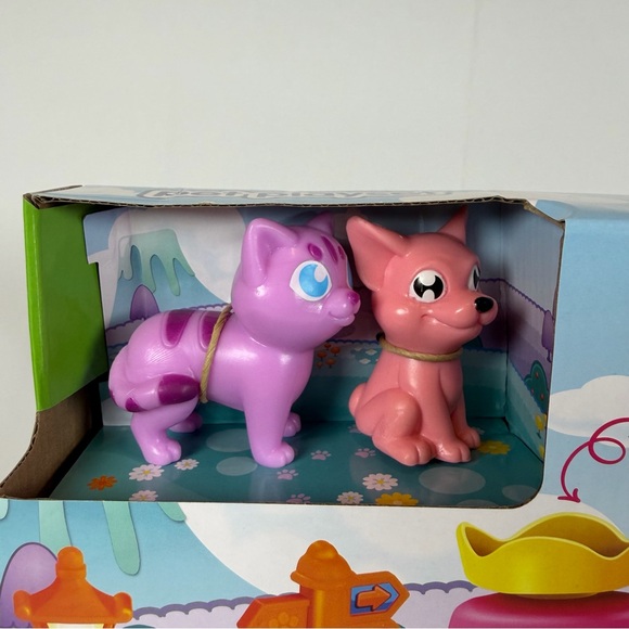 Cat and Dog Play Yard-Pocket Pals Pet Playset (10 Pcs - Picture 2 of 8